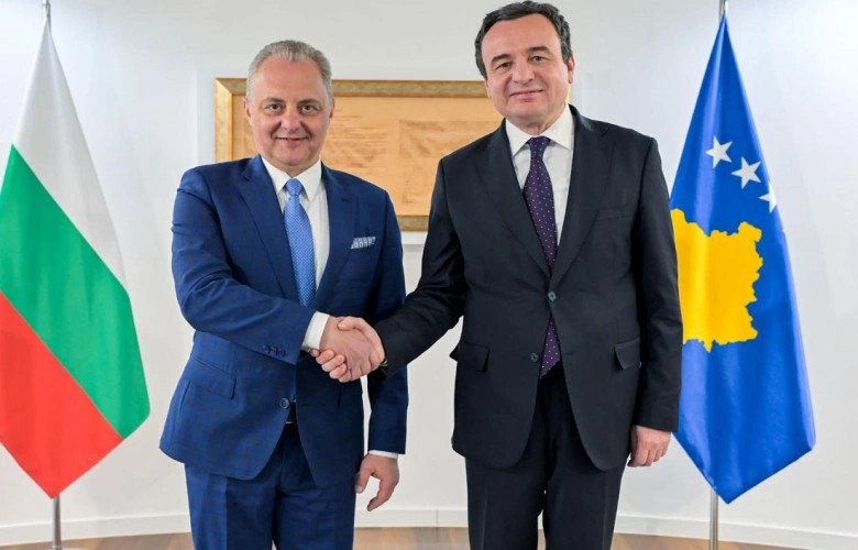 Kryeministri në detyrë, Albin Kurti dhe ambasadori i ri të Bullgarisë në Kosovë, Hristo Kraevski