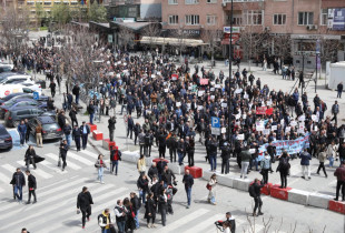 Protesta - Shtrenjtimi i rrymes