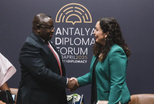Vjosa OSmani - Sierra Leone