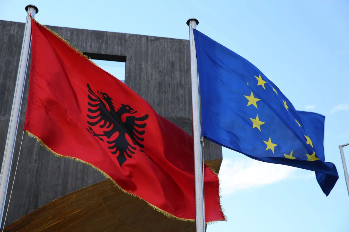 Hoti: Edhe pas negociatave, Shqipërinë e pret faza vendimtare për