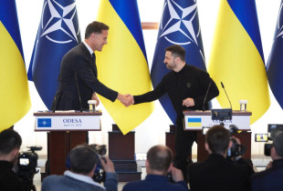 Mark Rutte - Volodymyr Zelensky - NATO