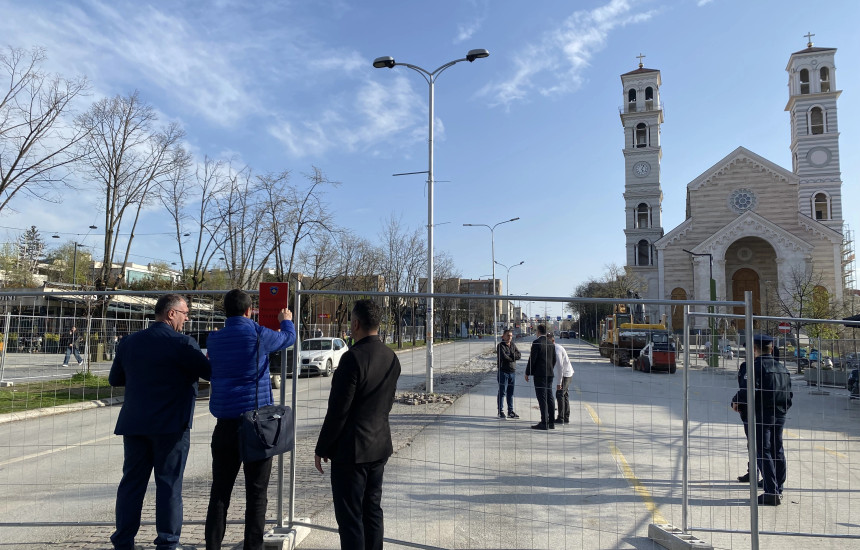 Zyrtarë të Komunës së Prishtinës e ata të Trashëgimisë  Kulturore,