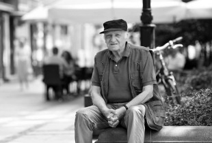 “Ndoshta mu për këtë po mbetem në një mjedis që për shkak të qëndrimeve të mia të qarta e morale, por edhe për shkak të qëndrimeve politike, po bëhet gjithnjë më refuzues”