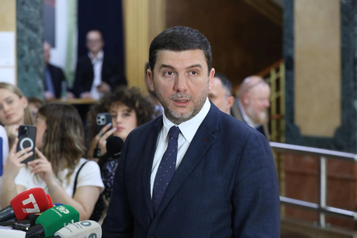 Krasniqi: Haxhiu është simbol i dështimit të Qeverisë, të ndryshohet kandidati