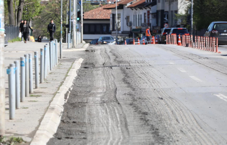 Institucionet e trashëgimisë i kërkojnë Komunës që të mos punojë pa leje te rruga “Agim Ramadani”