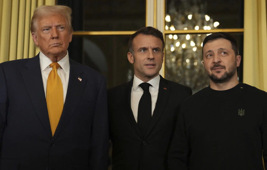 Donald Trump, Emmanuel Macron dhe Volodymyr Zelensky