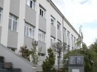 Ndalohen mbrëmjet e maturës e ekskursionet për nxënësit në kryeqytet