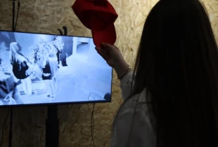 Vepra e artistit Endrit Jashanica “Untitled prototype” bazohet në manipulimin e realitetit me teknologjinë