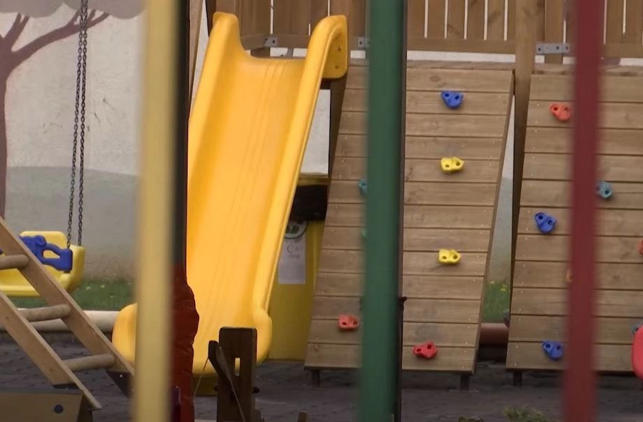 Disa kopshte private në Fushë-Kosovë rrisin çmimin për 30 euro