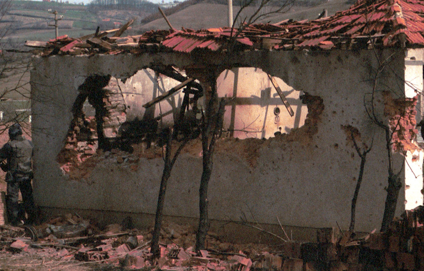 Çerek shekulli pas luftës, njerëzit në Evropë akoma e shohin Kosovën si “ai vendi i luftës”.