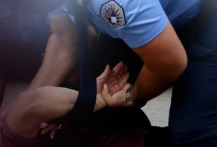 Arrestim - policia