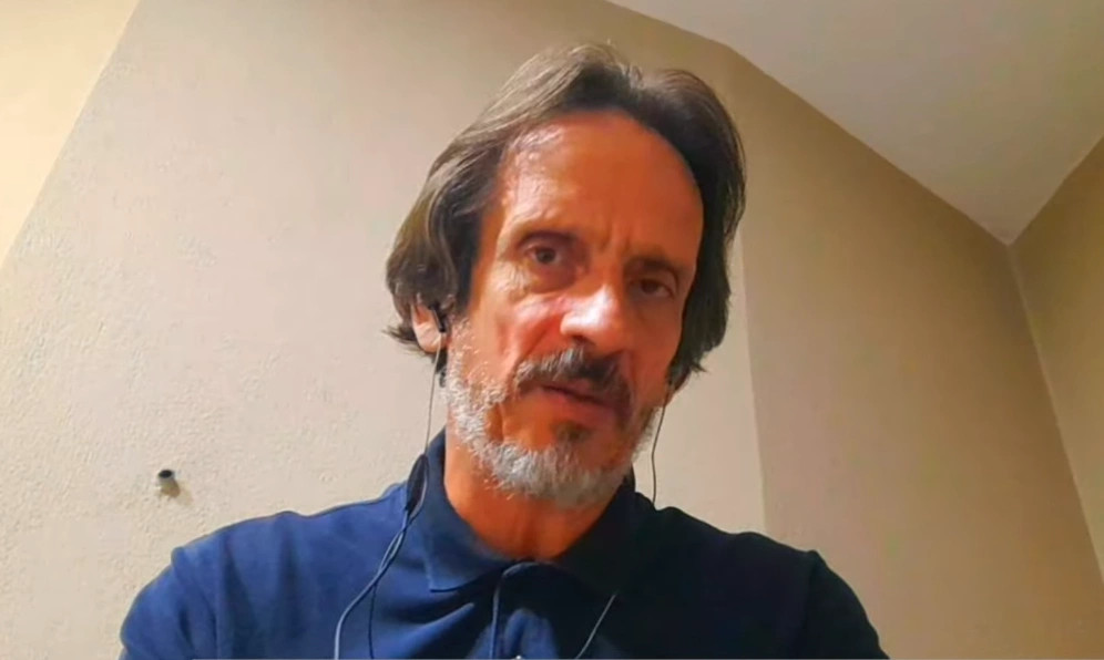 Dëshmia e gjeneralit Wesley Clark në Hagë  sonte në  Interaktiv    historiani Ben Andoni