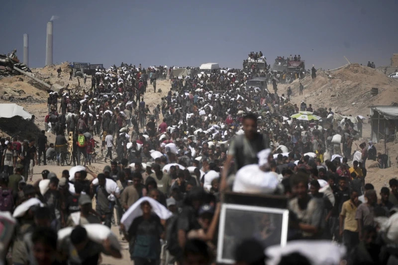 Izraeli sërish vret palestinezë afër pikave për shpërndarje ndihmash