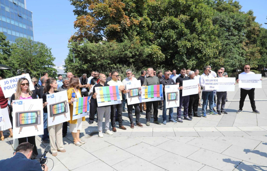 Protesta e punëtorëve të RTK-së