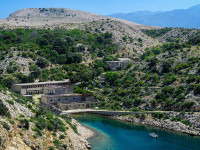 Pamje nga burgu i Goli Otokut