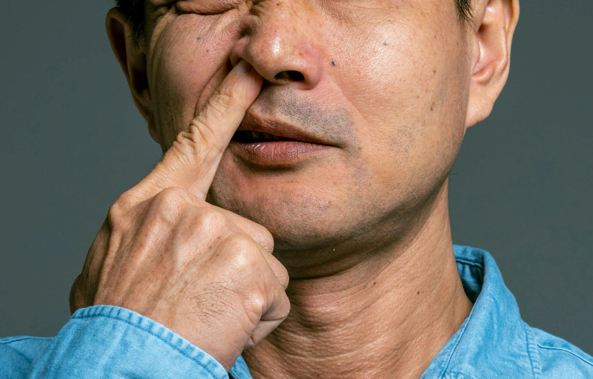 Futja e gishtit në hundë