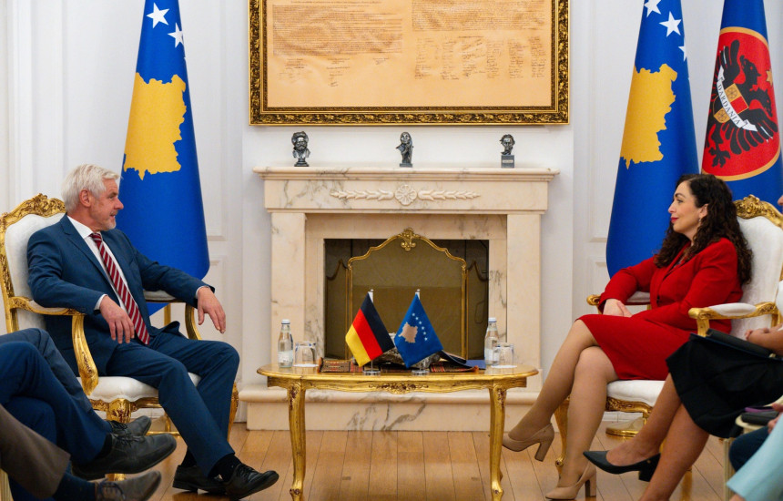 Vjosa Osmani - Michael Reiffenstuel