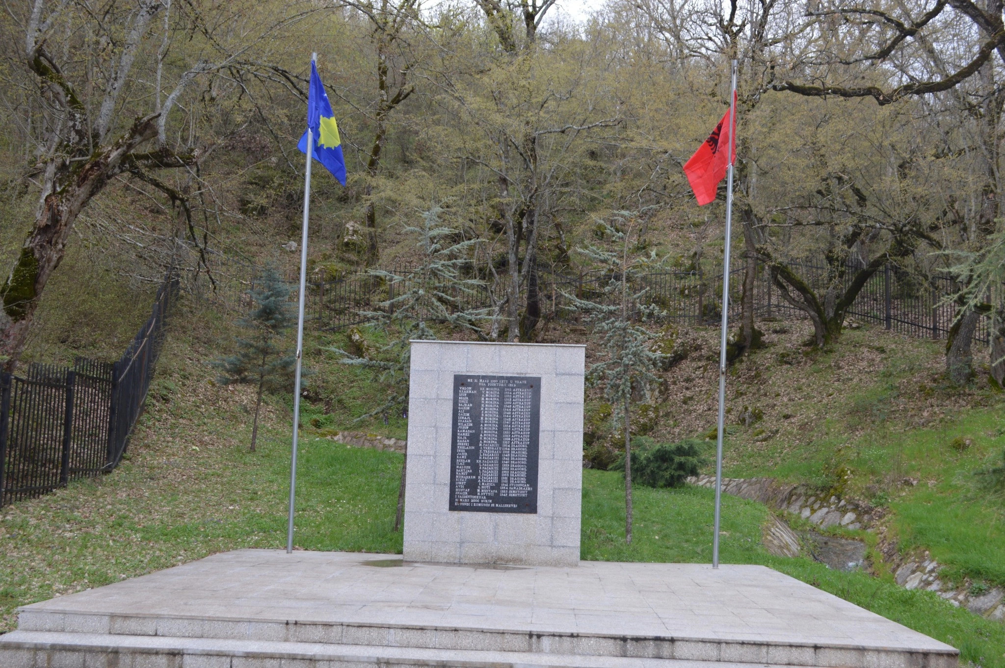 Arrestohet i dyshuari për masakrën e 34 shqiptarëve në Burim të Malishevës