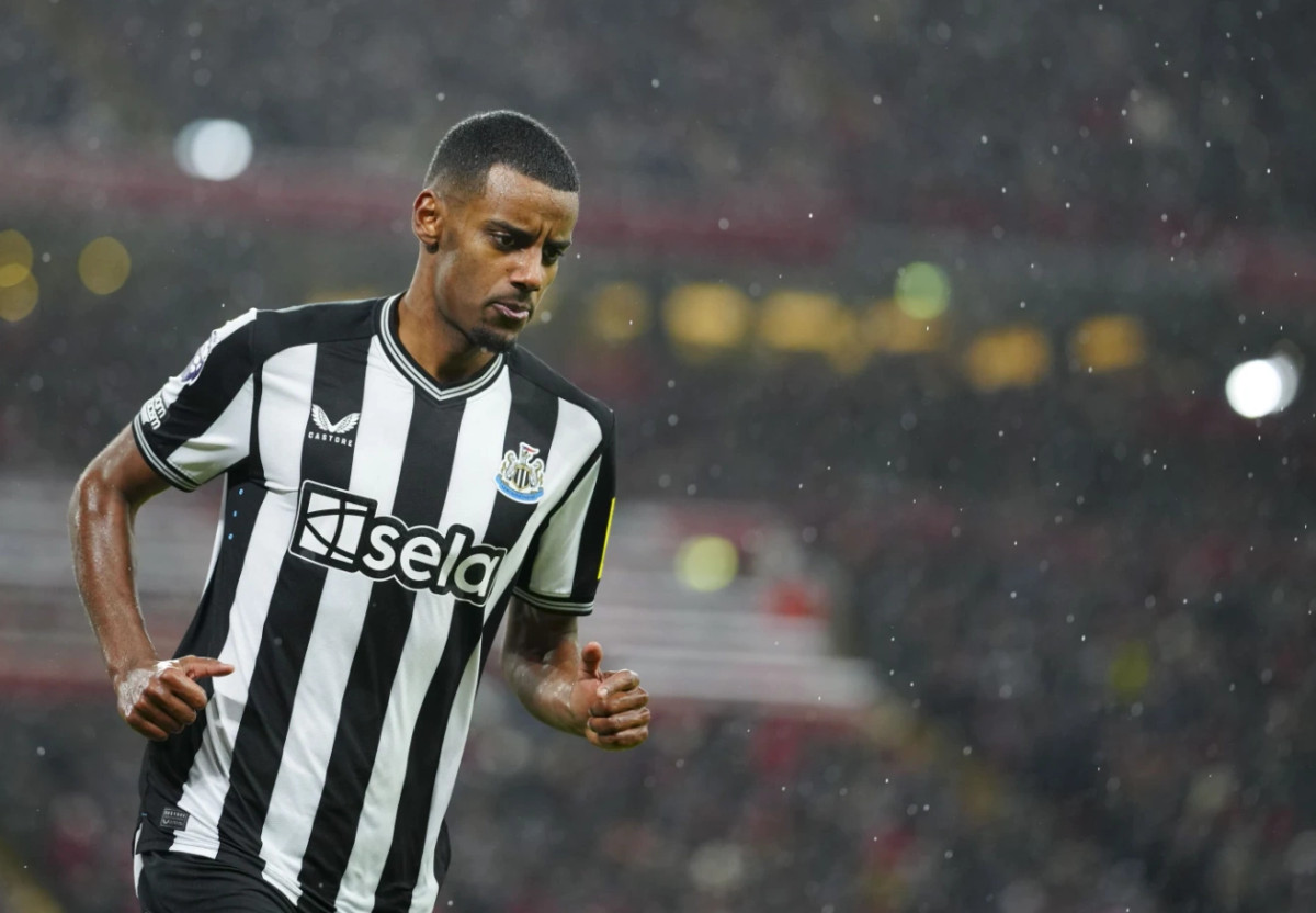 Isak paralajmëron largimin nga Newcastle