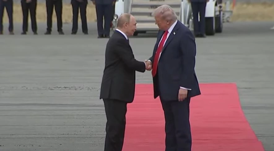 LIVE: Takimi historik Trump-Putin