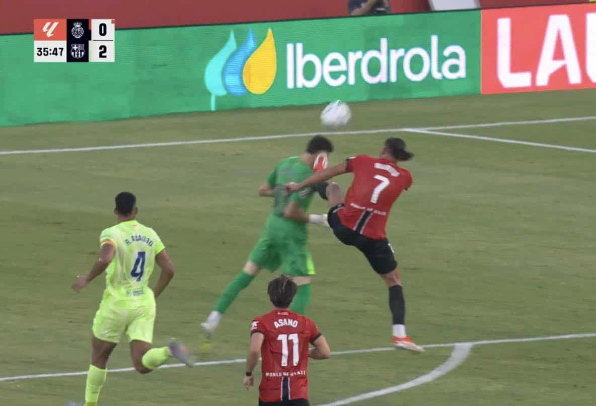 Vedat Muriqi izključen v tekmi Mallorce proti Barceloni