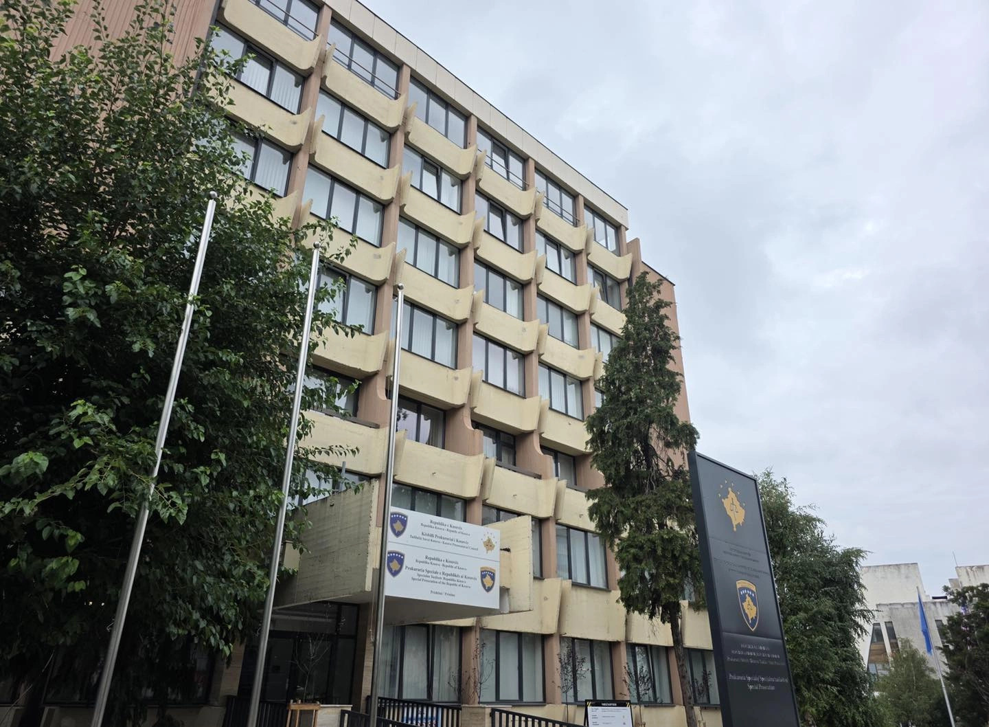 Prokuroria Speciale pas sanksionimit të “Rrjetit Krasniqi” nga Britania: Rasti po trajtohet me prioritet