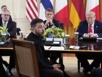 Takimi i Donald Trumpit me Volodymyr Zelenskyn dhe liderët evropianë
