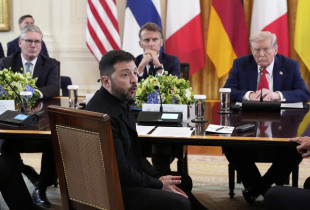 Takimi i Donald Trumpit me Volodymyr Zelenskyn dhe liderët evropianë
