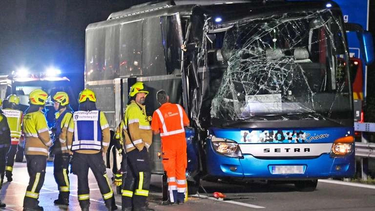 Një autobus me udhëtarë nga Kosova aksidentohet në Gjermani, 30 të lënduar