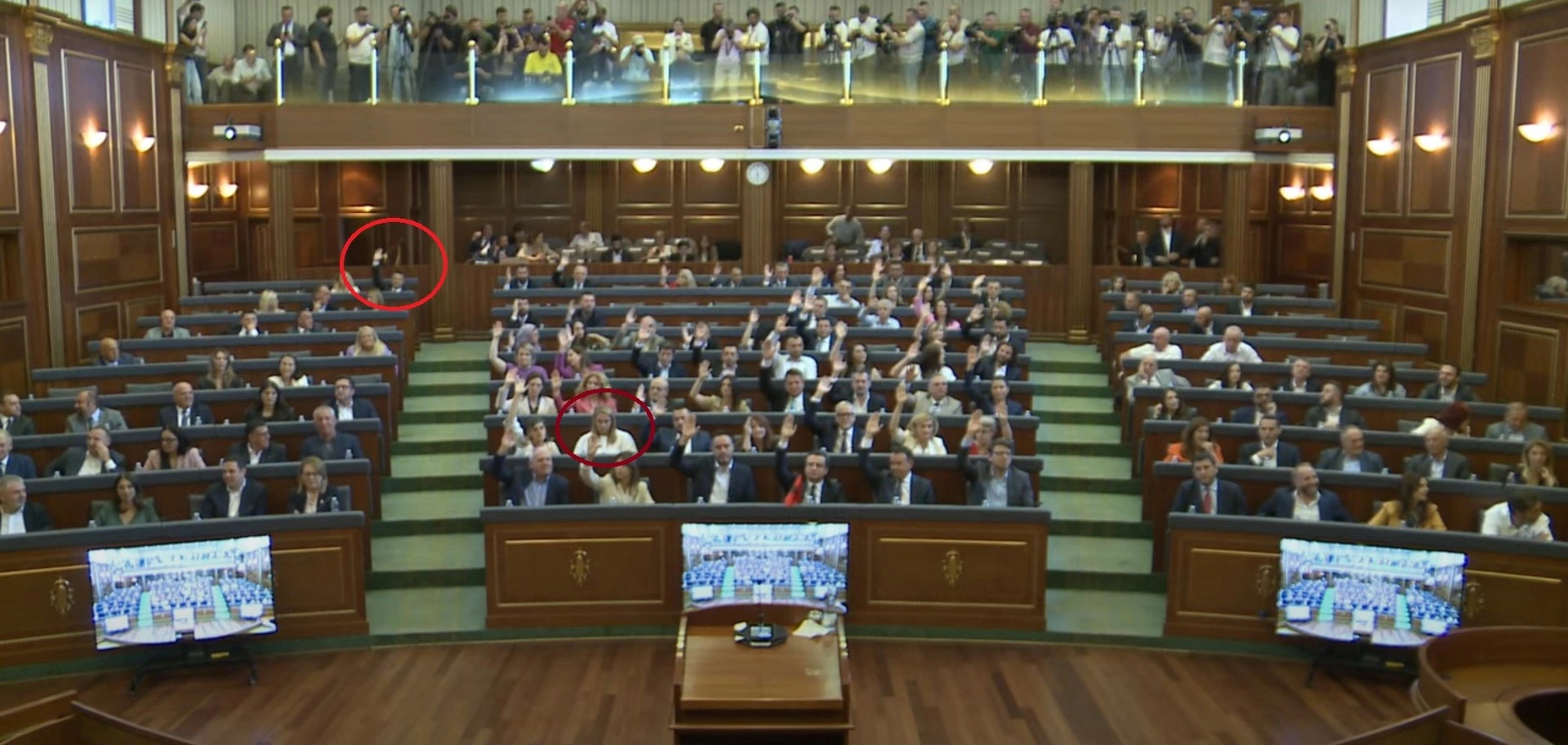 Selimi s’e votoi Gërvallen për kryetare të Kuvendit