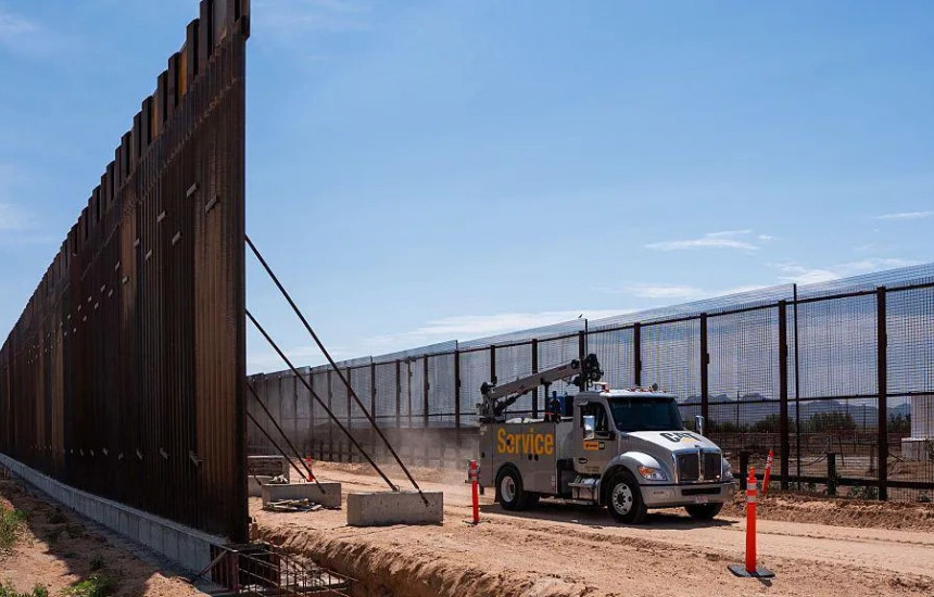 Muri kufitar SHBA - Meksikë