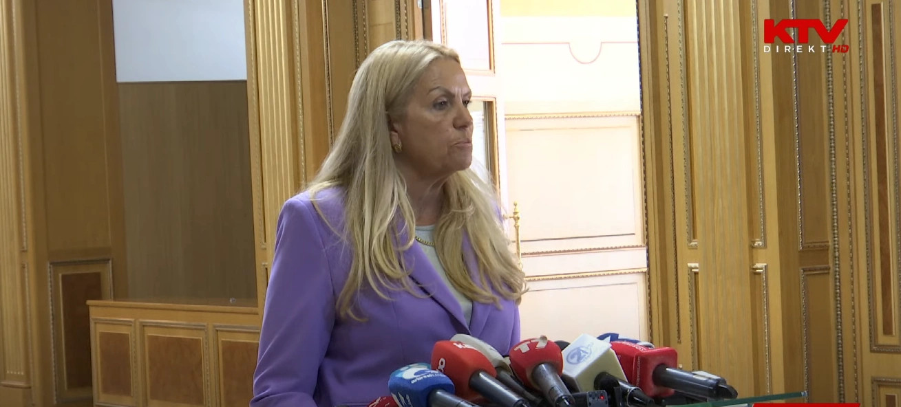 Na Kosovu neuspešni poskusi izvolitve predsednika parlamenta po odločitvi ustavnega sodišča