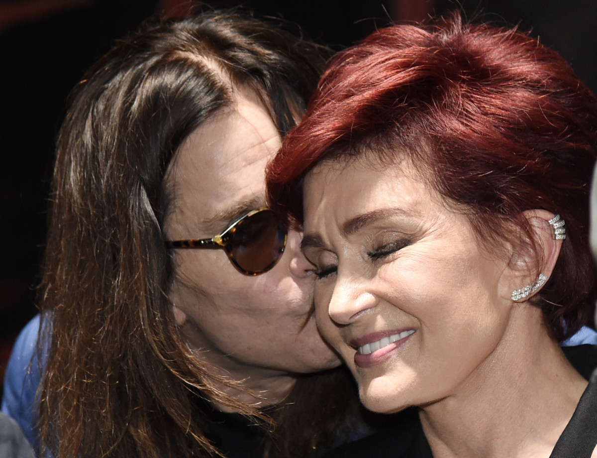 BBC shtyn transmetimin dokumentarit për Ozzy Osbourne  pas kërkesës së familjes së tij