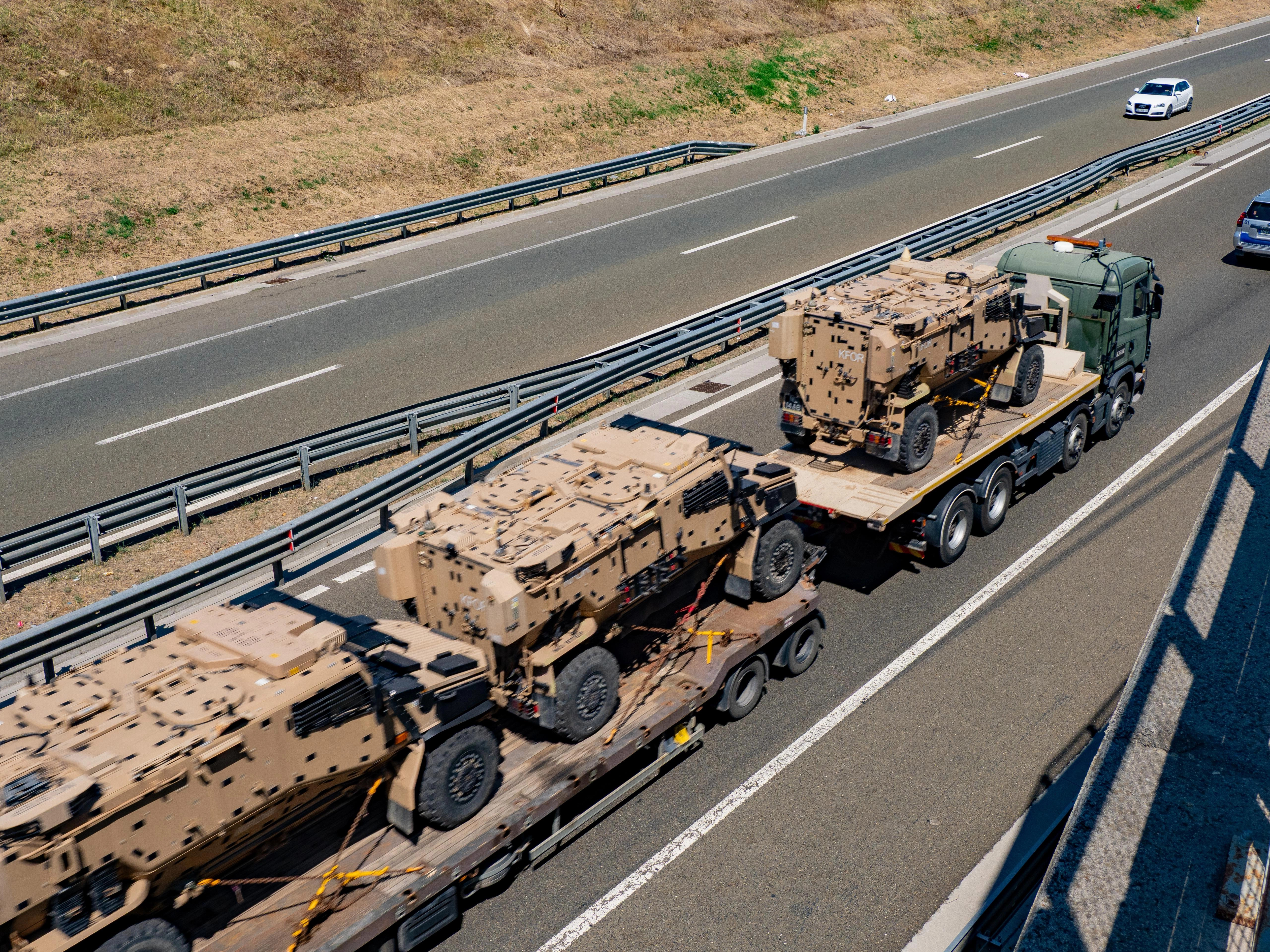 V Kosovu zaključeno začasno nameščanje dodatnih rezervnih sil KFOR-ja