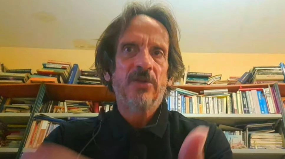 andoni-per-deshmine-e-wesley-clark-thaci-do-te-marre-me-shume-atribute-politike-sesa-luftarake