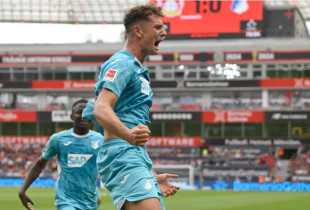 Fisnik Asllani