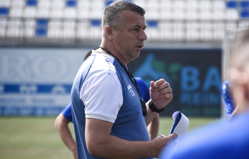 Trajneri i Llapit, Tahir Batatina