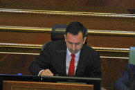 Dimal Basha merr pozitën e kryeparlamentarit