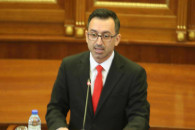 Dimal Basha merr pozitën e kryeparlamentarit