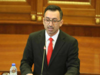 Dimal Basha merr pozitën e kryeparlamentarit