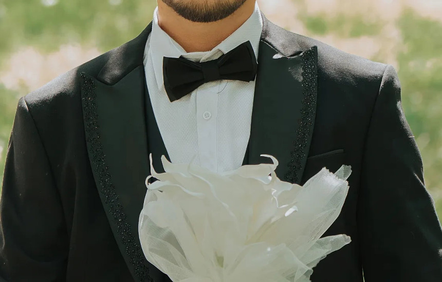 Vritet aksidentalisht dhëndri në Turqi, kunata shtiu me armë për të festuar