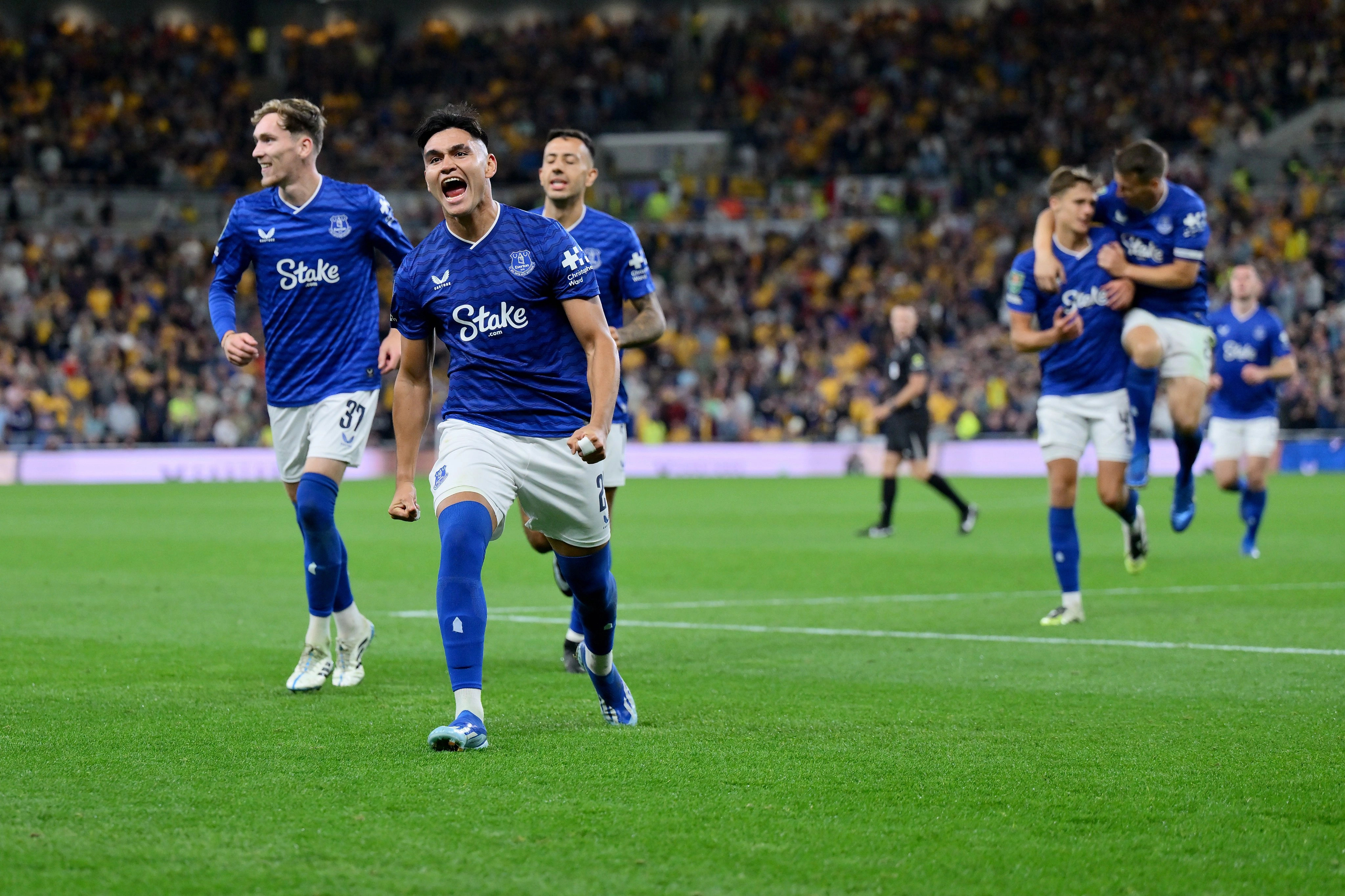 Evertoni nuk lejon befasi