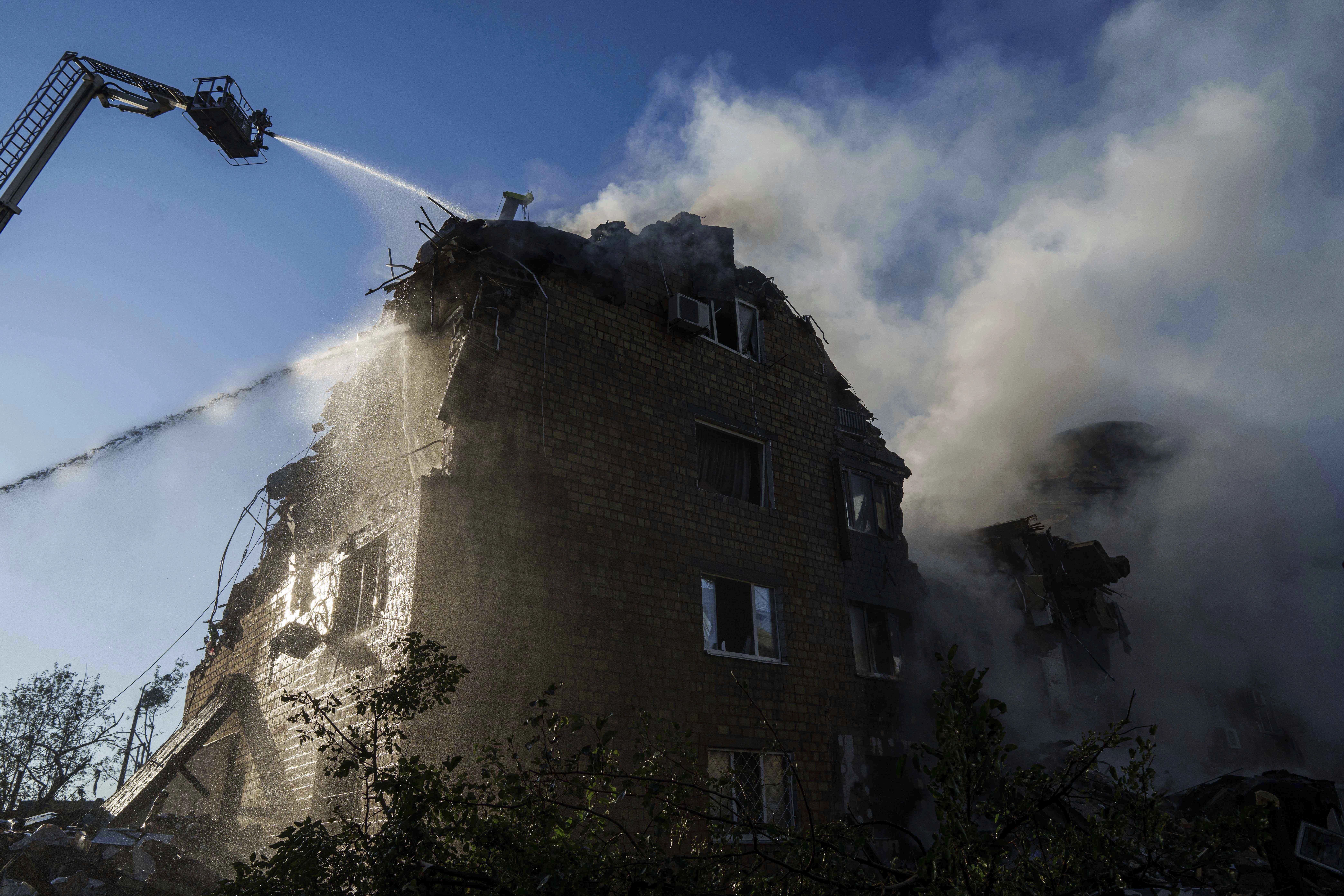 Kremlini pas sulmeve mbi Kiev: Jemi ende të interesuar për paqe