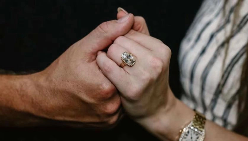 Unaza e fejesës së Taylor Swift