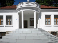 Arti që sjell “Autostrada Biennale” ka peshë, e Shtëpia e rinovuar e Shani Efendiut është shenja e radhës që lë kjo ngjarje në Prizren. Do të jetë hapësirë e re për komunitetin artistik