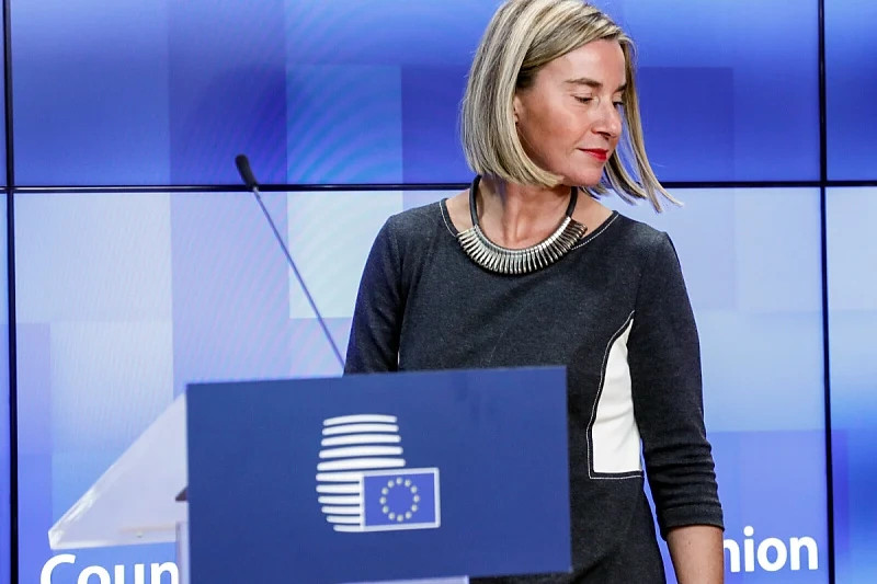 Mogherini jep dorëheqjen pas hetimeve për mashtrim