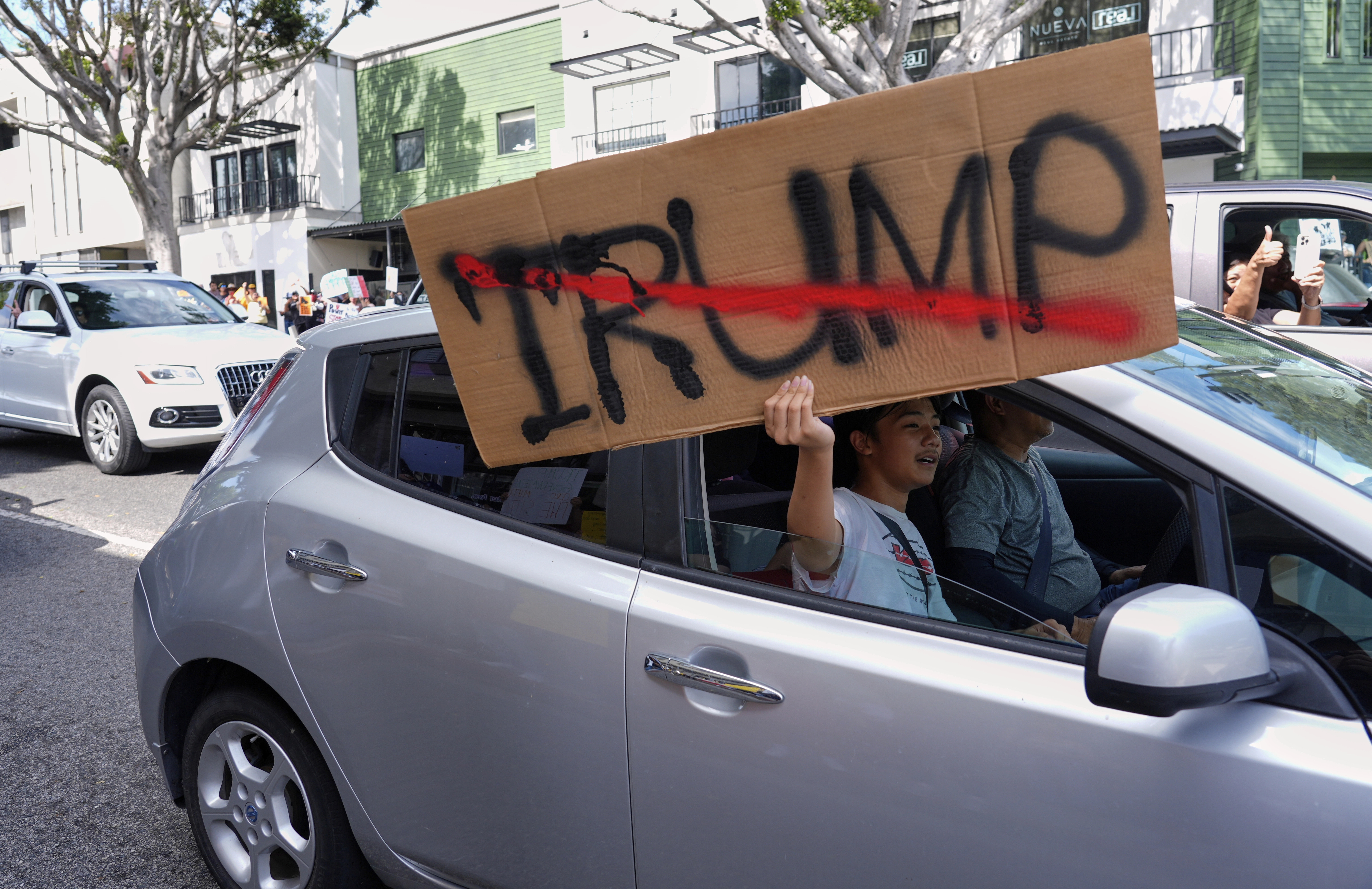 Gati gjysma e evropianëve e shohin Trumpin si armik të Evropës, thotë hulumtimi