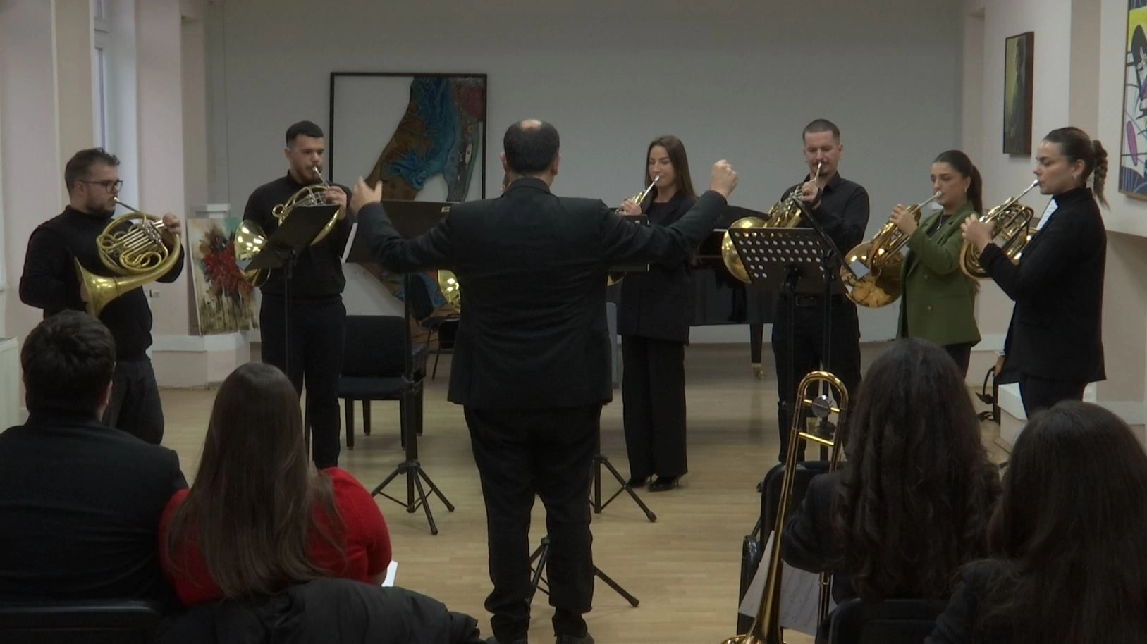 Gjenerata e re e frymorëve gjen harmoninë me mjeshtrin italian