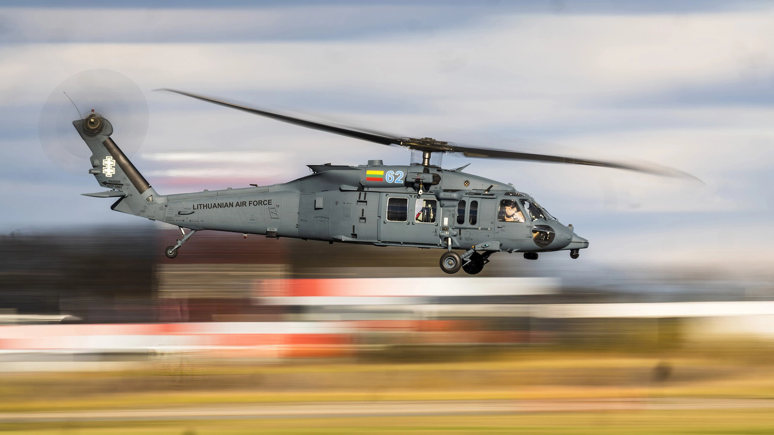 Helikopteri UH-60M Black Hawk i forcave ajrore të Lituanisë (Foto-ilustrim)