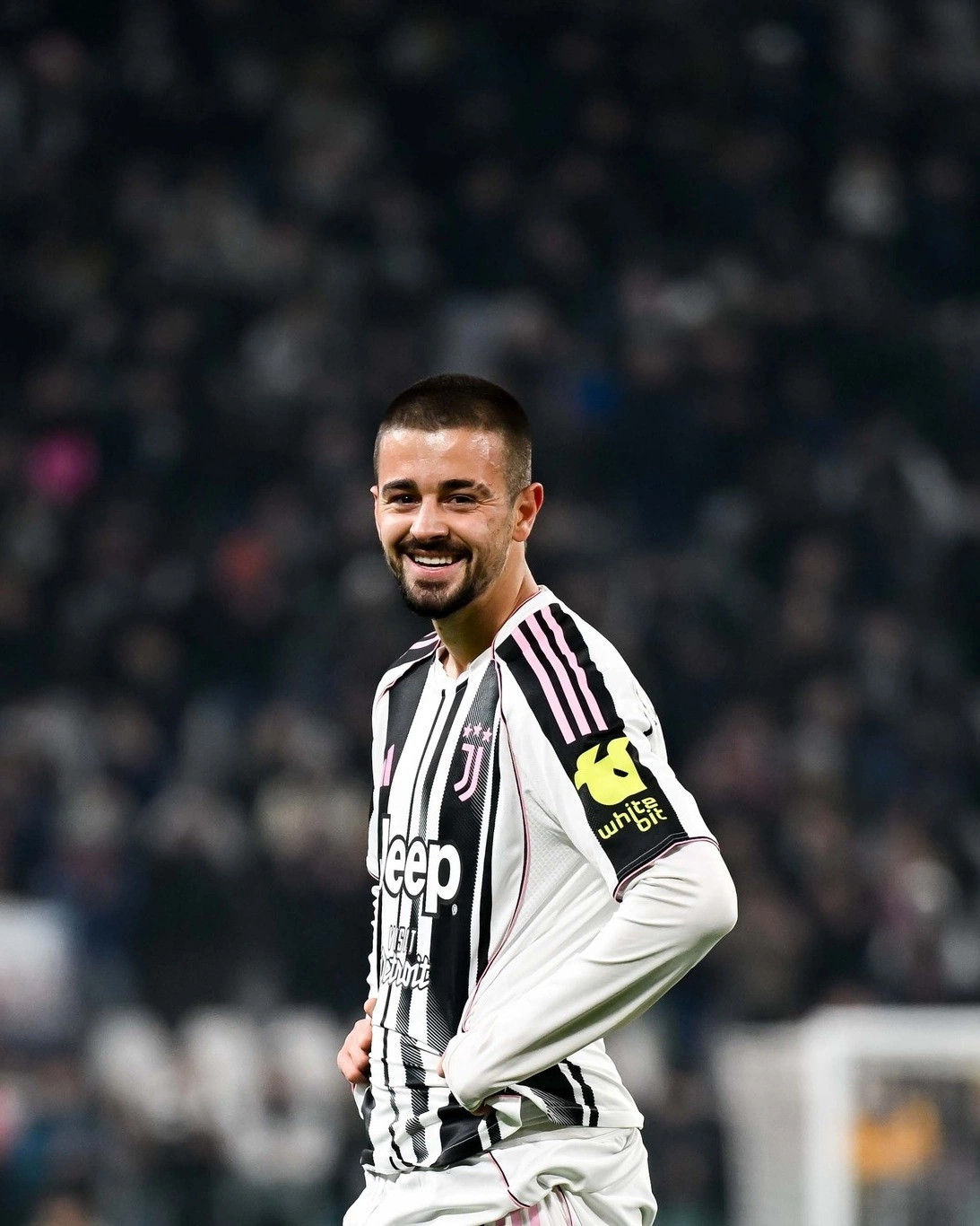 zhegrova-titullar-ne-perballjen-juventus-pafos